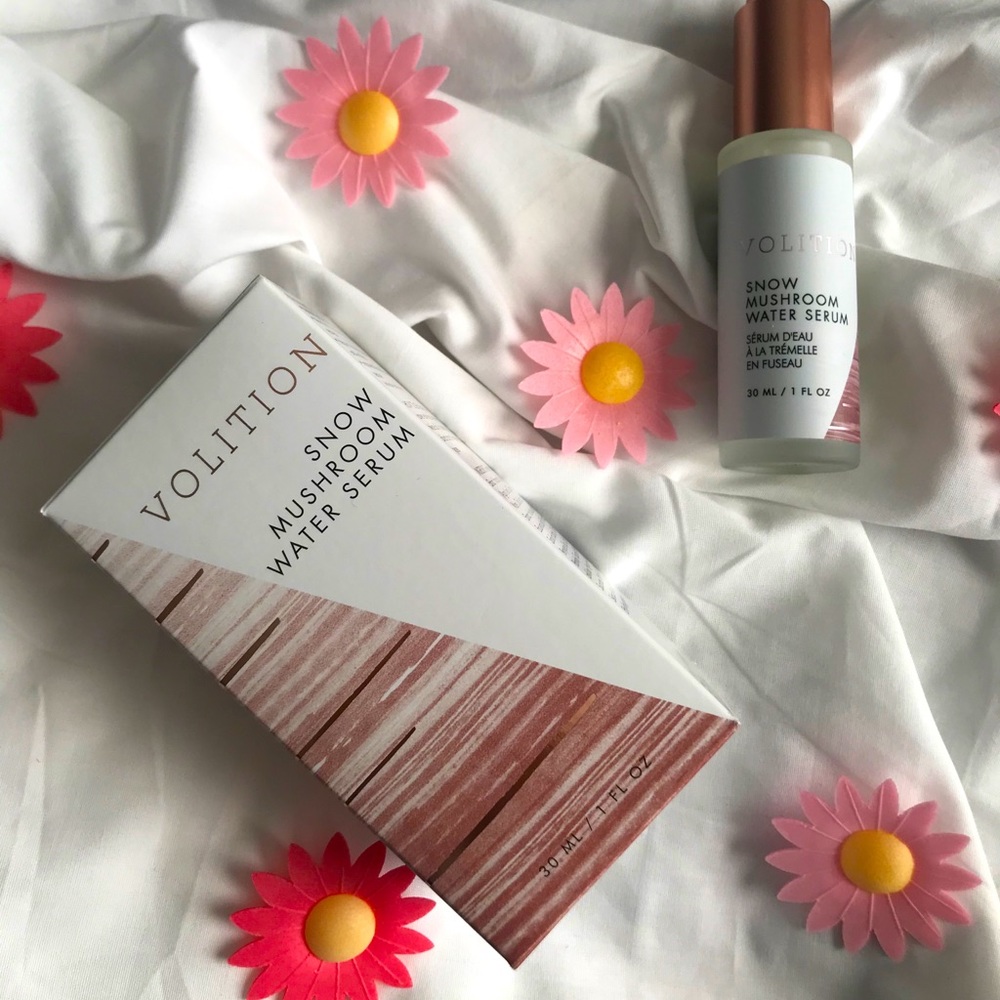 Snow mushroom water serum